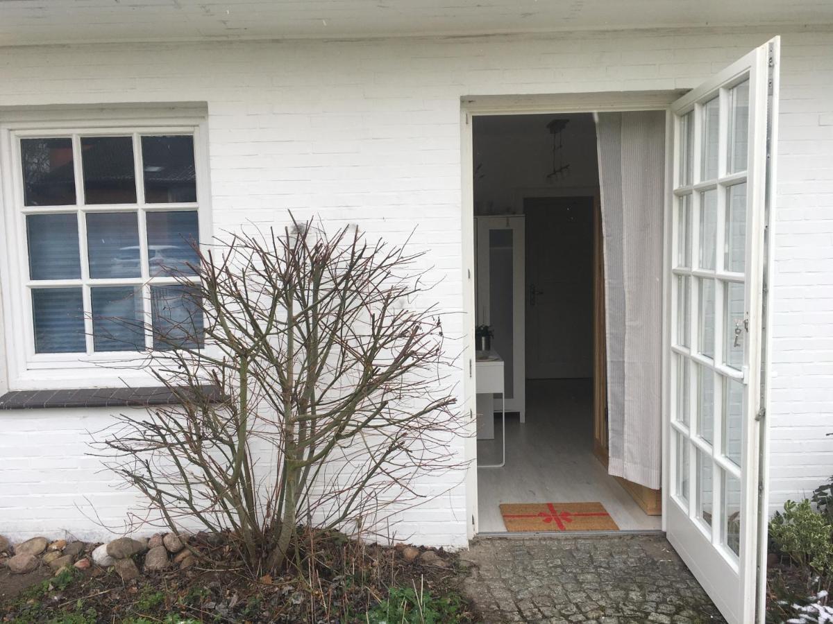 Budget-Unterkunft Im Wunderschonen Haus Mit Herrlichem Panoramablick Luneburg Exterior photo