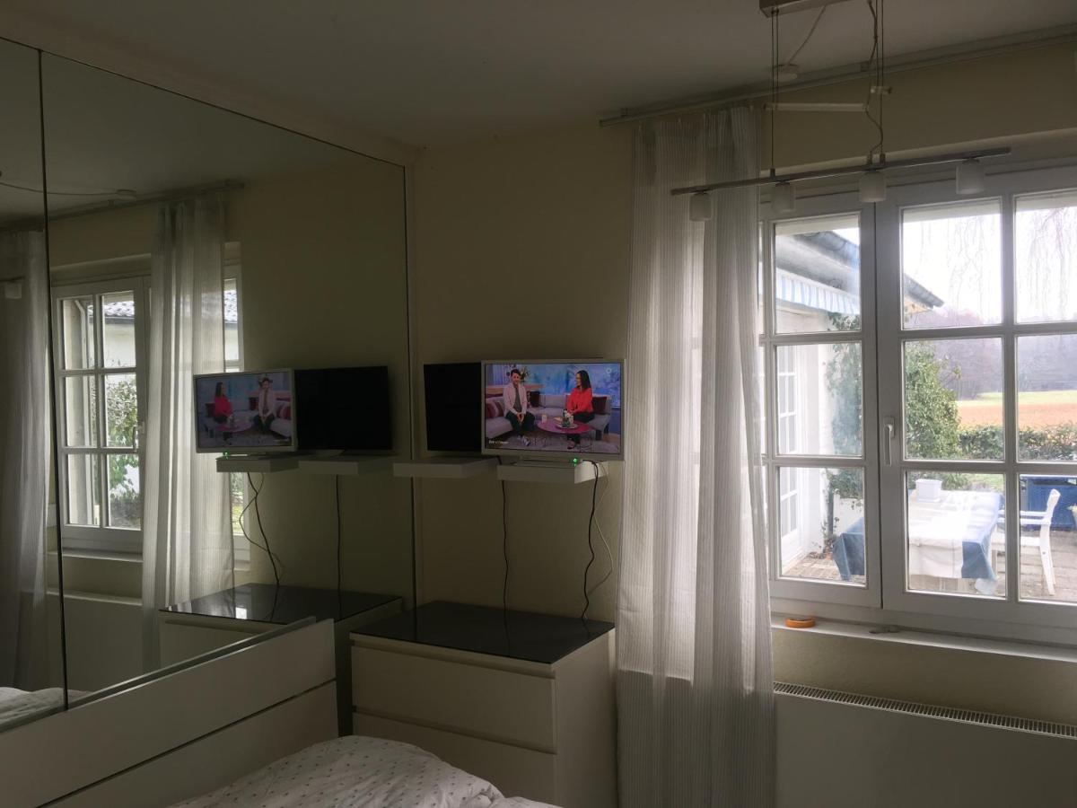 Budget-Unterkunft Im Wunderschonen Haus Mit Herrlichem Panoramablick Luneburg Exterior photo